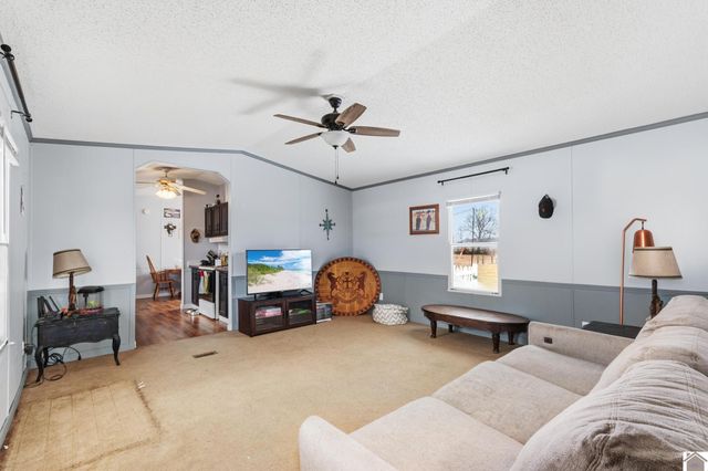 3452 N State Route 121, Murray, KY 42071