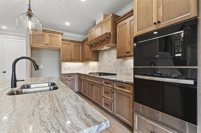2766 Jasmine St, Lebanon, TN 37087