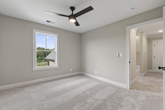 2766 Jasmine St, Lebanon, TN 37087