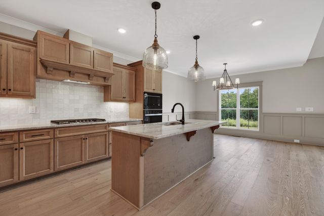 2766 Jasmine St, Lebanon, TN 37087