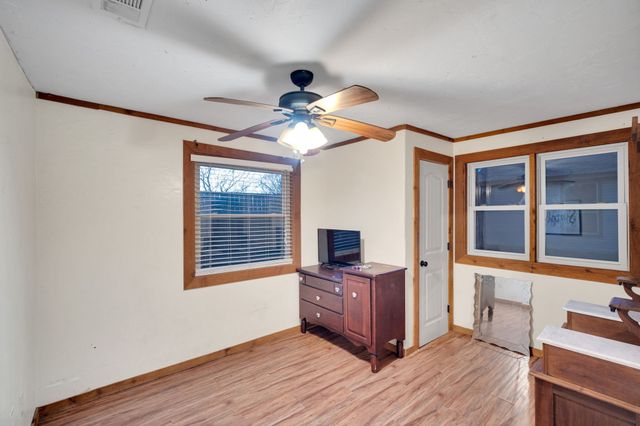 200 W Davis Avenue, Alvarado, TX 76009