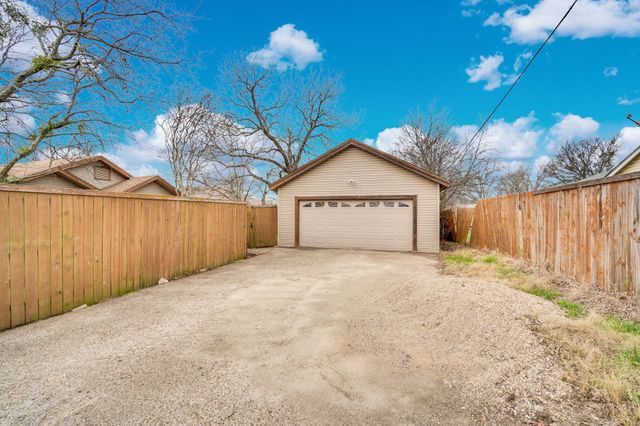 200 W Davis Avenue, Alvarado, TX 76009