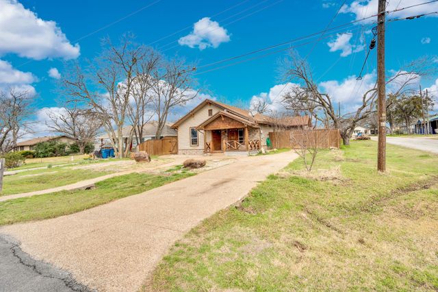 200 W Davis Avenue, Alvarado, TX 76009