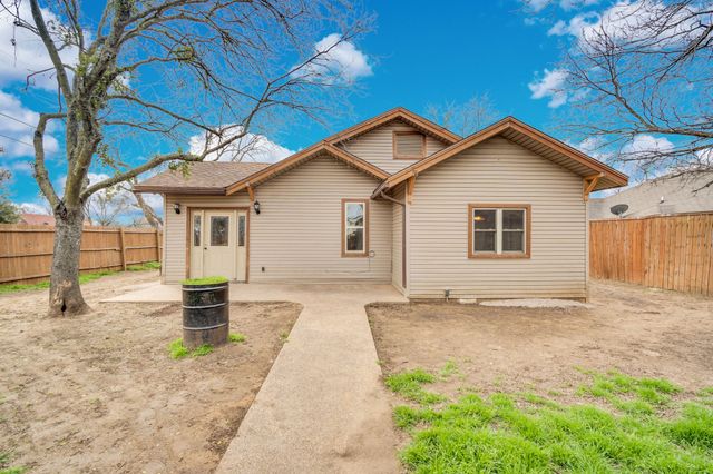 200 W Davis Avenue, Alvarado, TX 76009