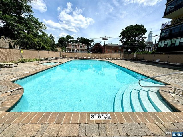 2185 Lemoine Avenue 6P, Fort Lee, NJ 07024