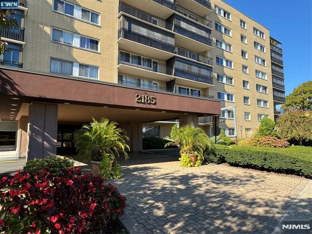 2185 Lemoine Avenue 6P, Fort Lee, NJ 07024