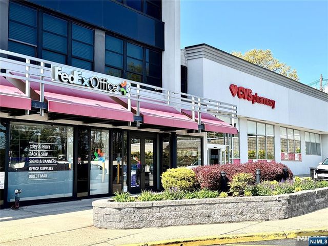 2185 Lemoine Avenue 6P, Fort Lee, NJ 07024