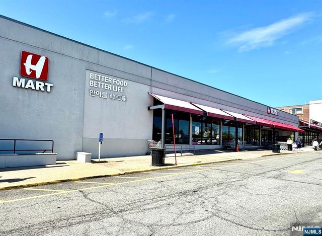 2185 Lemoine Avenue 6P, Fort Lee, NJ 07024