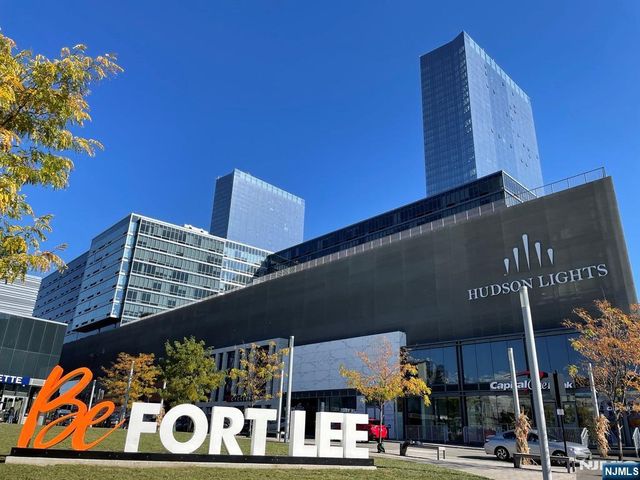 2185 Lemoine Avenue 6P, Fort Lee, NJ 07024