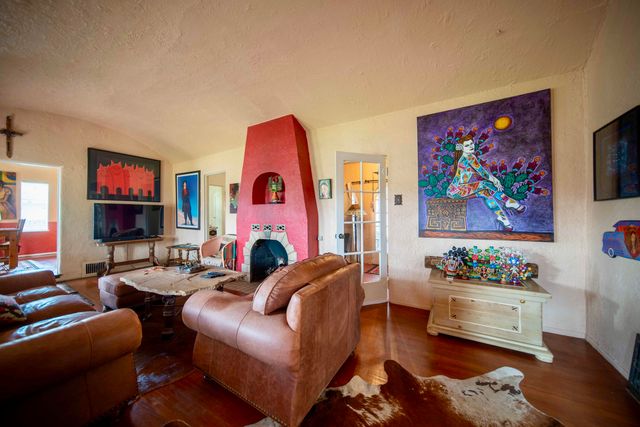 175 S Lindero, Lindsay, CA 93247