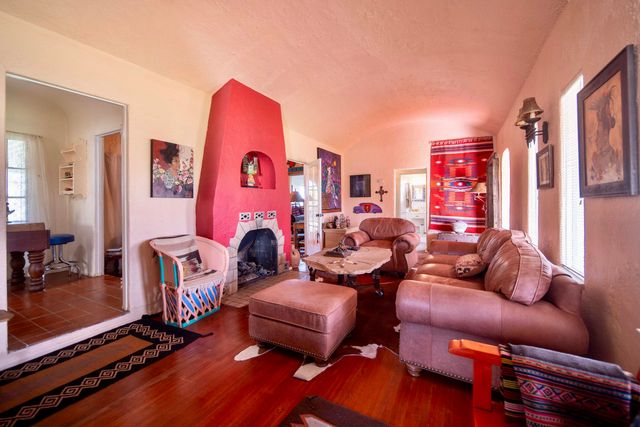 175 S Lindero, Lindsay, CA 93247