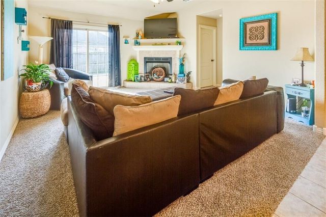 4143 W Spring House Drive, Fayetteville, AR 72704