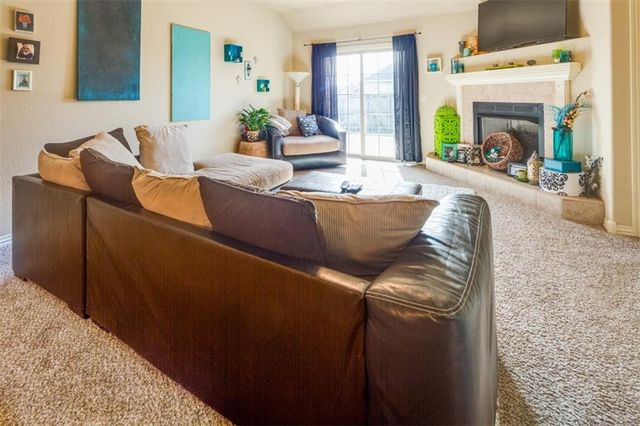 4143 W Spring House Drive, Fayetteville, AR 72704