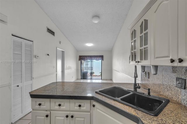 8805 NW 114th Terrace, Hialeah Gardens, FL 33018