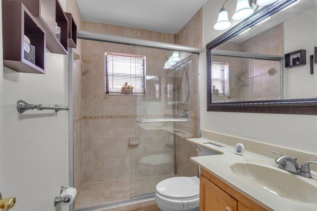 8805 NW 114th Terrace, Hialeah Gardens, FL 33018