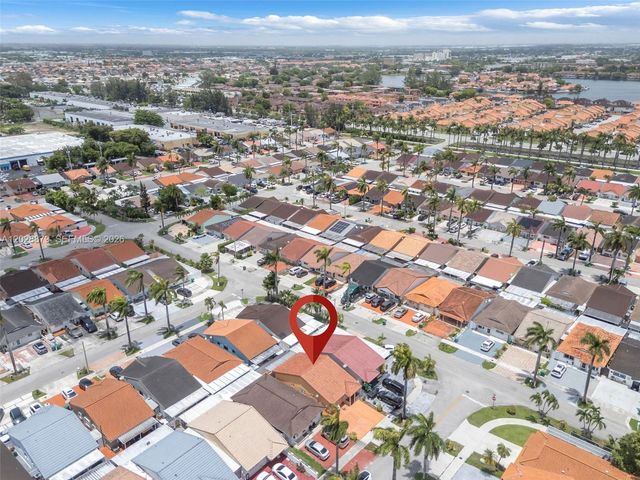 8805 NW 114th Terrace, Hialeah Gardens, FL 33018