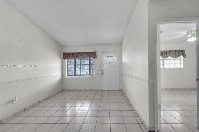 8805 NW 114th Terrace, Hialeah Gardens, FL 33018