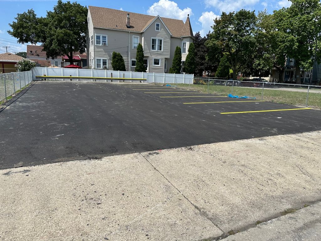 2304 S Laramie Avenue, Cicero, IL 60804