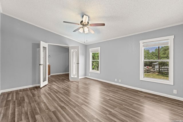 402 N WALNUT WAY, Boerne, TX 78006