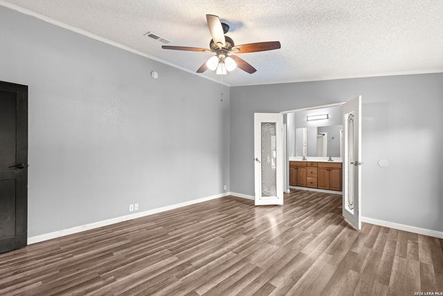 402 N WALNUT WAY, Boerne, TX 78006