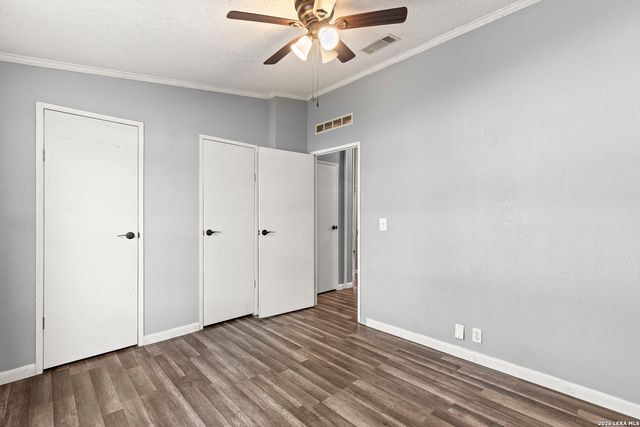 402 N WALNUT WAY, Boerne, TX 78006