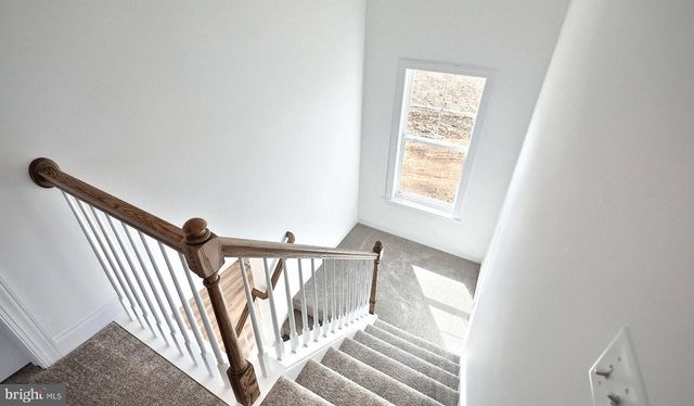 610 ESTATE DR, Mechanicsburg, PA 17055