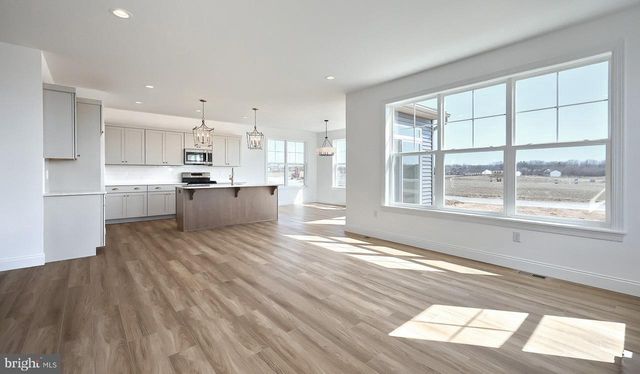 610 ESTATE DR, Mechanicsburg, PA 17055