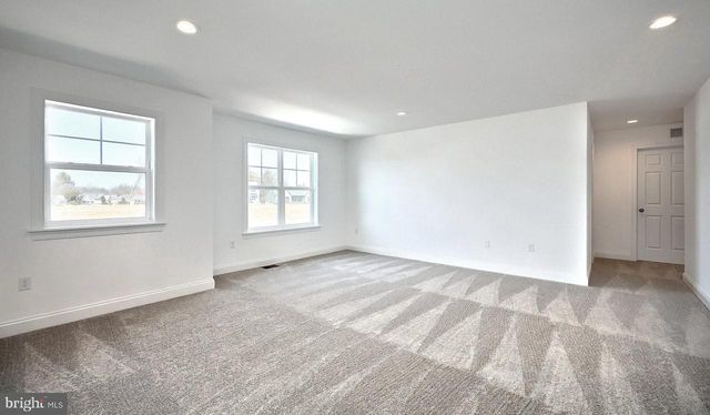 610 ESTATE DR, Mechanicsburg, PA 17055