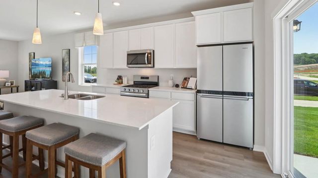 527 Trysil Aly N, Stoughton, WI 53589