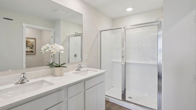 527 Trysil Aly N, Stoughton, WI 53589