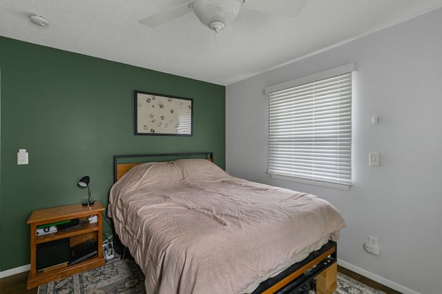 2912 E 35TH Street, Davenport, IA 52807