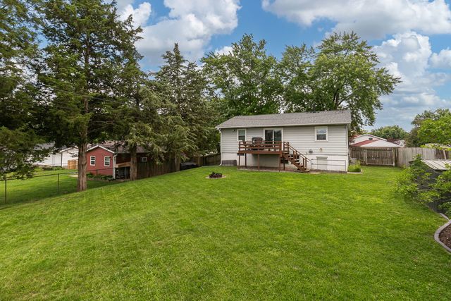 2912 E 35TH Street, Davenport, IA 52807