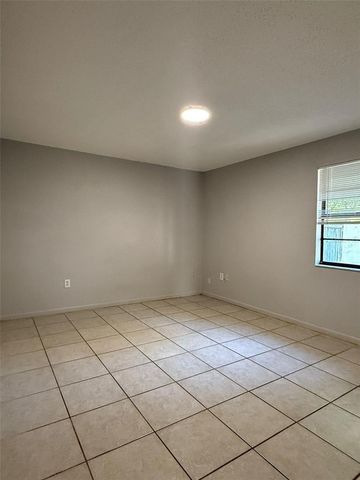 3225 CRYSTAL HILLS LOOP S 3227, Lakeland, FL 33801