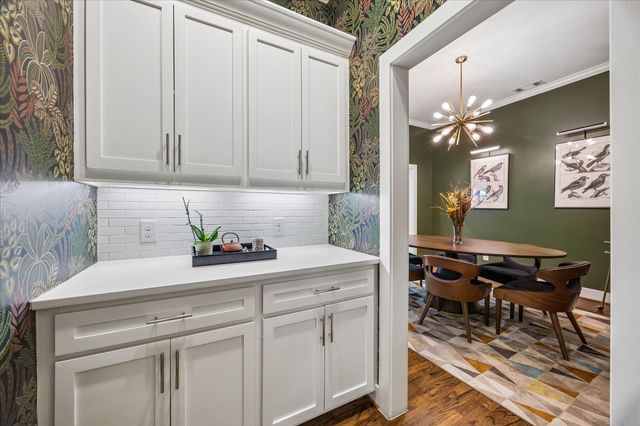 924 Alexander Street, Houston, TX 77008