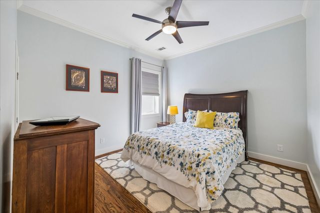 924 Alexander Street, Houston, TX 77008