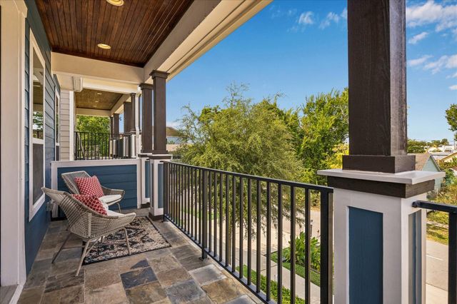 924 Alexander Street, Houston, TX 77008