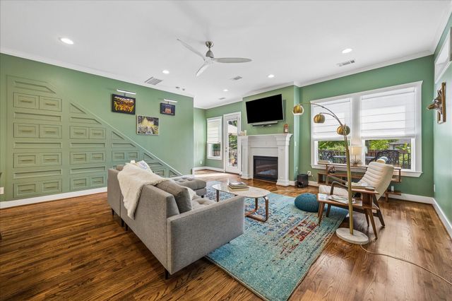 924 Alexander Street, Houston, TX 77008