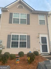 123 Chastain Circle, Newnan, GA 30263