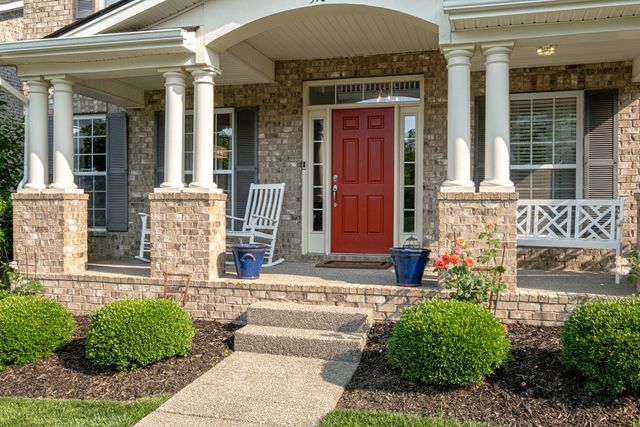 310 Wandering Cir, Franklin, TN 37067