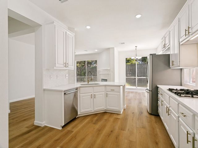 2152 Pritchard Drive, Grapevine, TX 76051