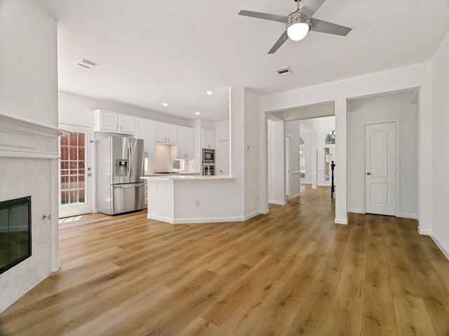 2152 Pritchard Drive, Grapevine, TX 76051