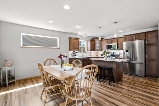1155 Twisted Branch Way, Sun Prairie, WI 53590