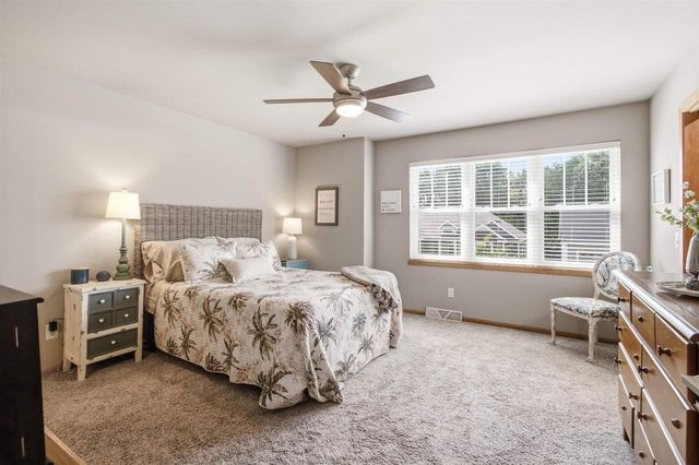 1155 Twisted Branch Way, Sun Prairie, WI 53590