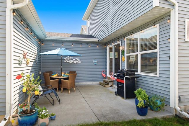 1155 Twisted Branch Way, Sun Prairie, WI 53590
