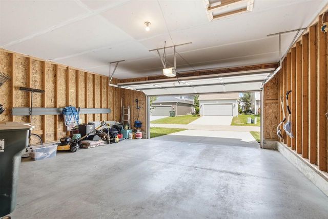 1155 Twisted Branch Way, Sun Prairie, WI 53590