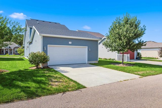 1155 Twisted Branch Way, Sun Prairie, WI 53590