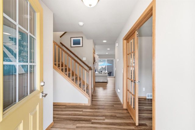 1155 Twisted Branch Way, Sun Prairie, WI 53590