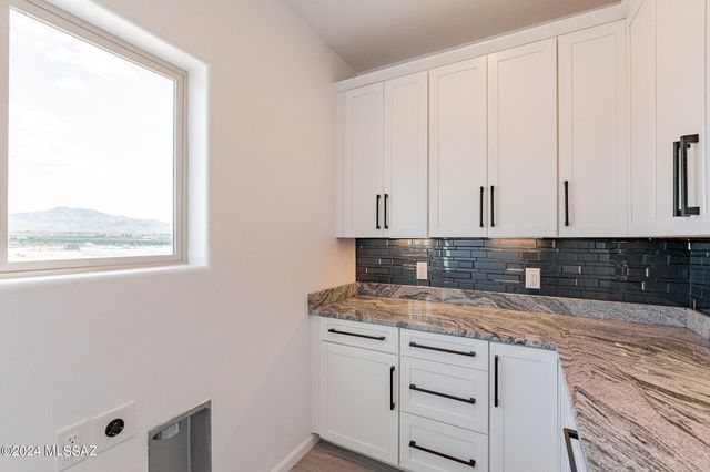 1228 Range Rider Place, Vail, AZ 85641