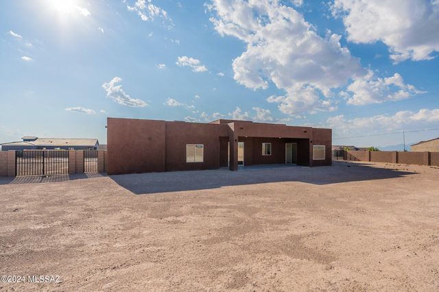 1228 Range Rider Place, Vail, AZ 85641