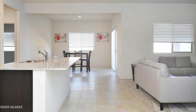 10916 W Claxton Drive, Marana, AZ 85653